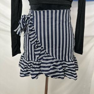 Cute navy blue and white stripped skirt